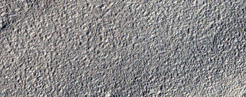 Craters and Ridges in Northwest Elysium Planitia