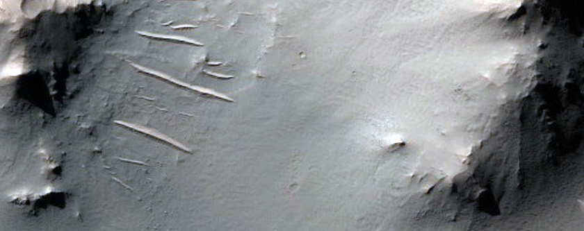 Terrain near the Icaria Fossae