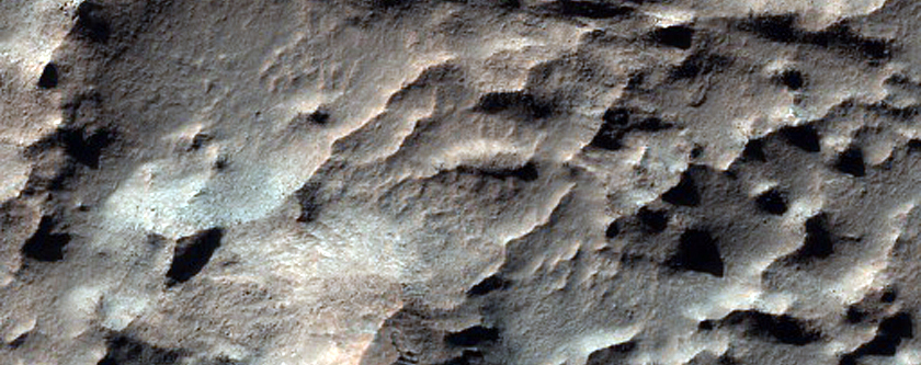 Hydrated Materials in Terra Sirenum