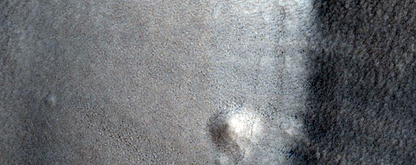 Well-Preserved Impact Crater on Northern Plains