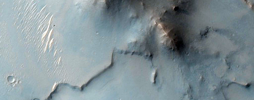 Well-Preserved 18-Kilometer Impact Crater West of Nili Fossae