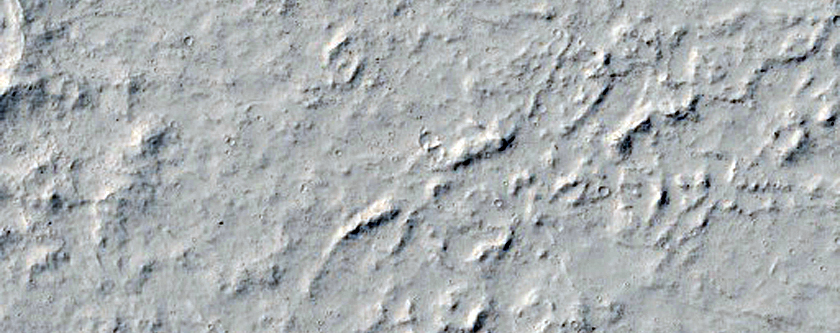 Relatively Recent Impact Crater in Elysium Planitia