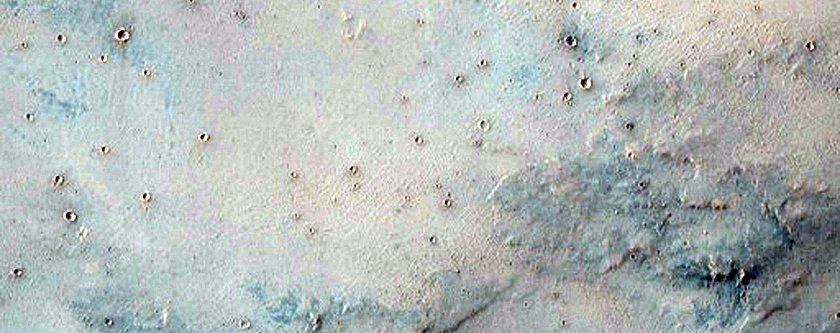 Small Dark Rayed Crater in Syrtis Major