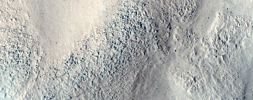 Central Peaks of an Impact Crater on the Northern Plains