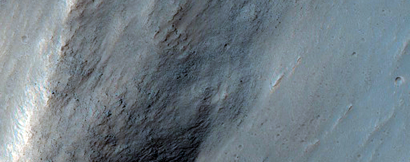 Light-Toned Rock Exposures on Southwest Ophir Chasma Wall