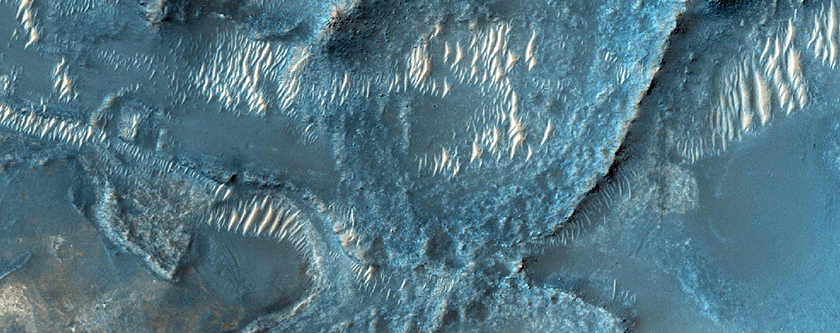Possible Carbonate-Olivine Contact in the Syrtis Major Region
