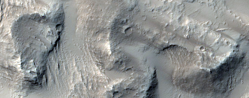 Labou Vallis Crater with Valleys