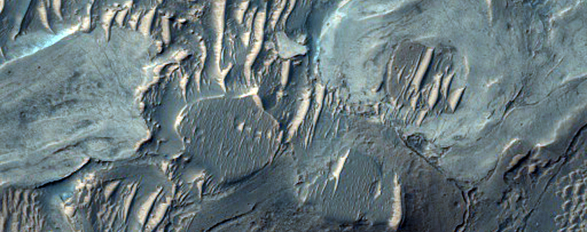 Blocky Deposit along Melas Chasma Floor