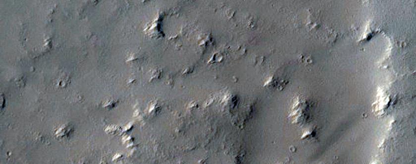 Chain of Pits in Tractus Catena