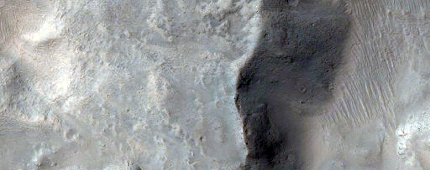 Well-Preserved 6-Kilometer Impact Crater