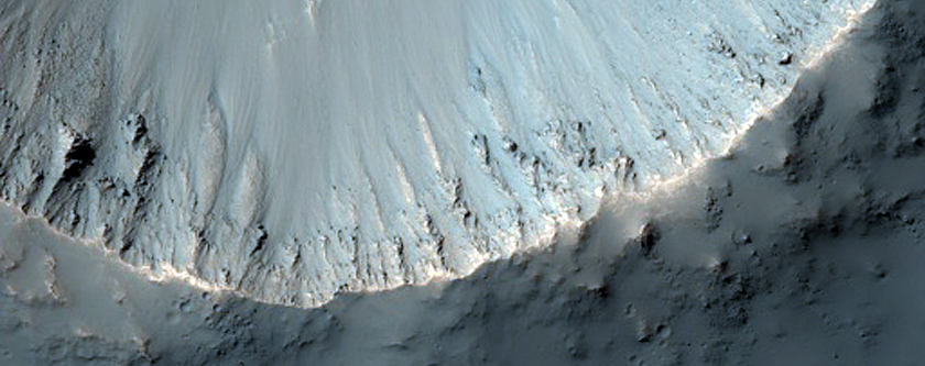 Well Preserved 2-Kilometer Impact Crater