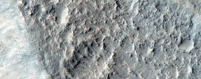 Exposed Layers on Crater Floor