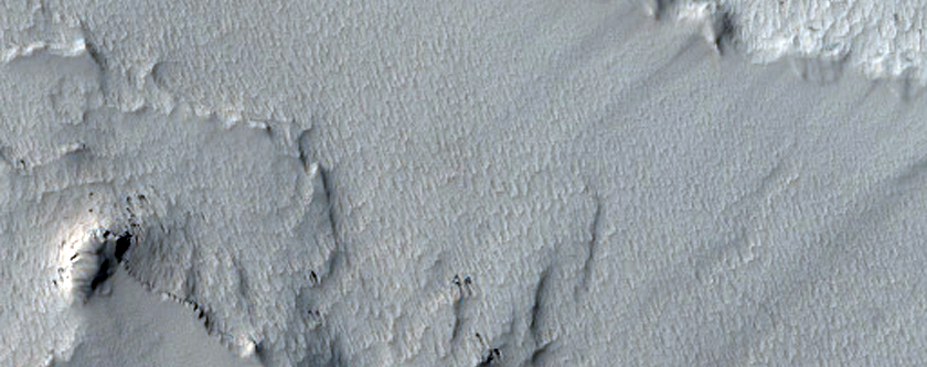 Floor of Noctis Labyrinthus
