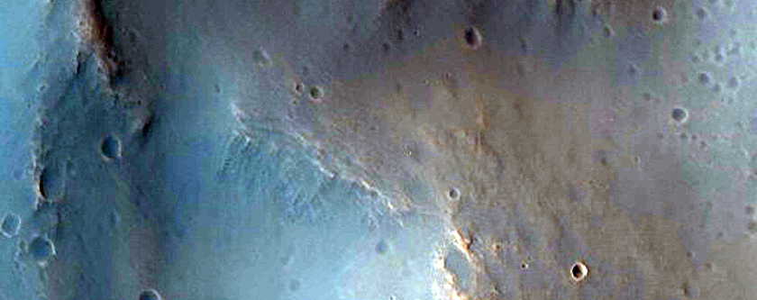 Well-Preserved Impact Crater in Acidalia Planitia
