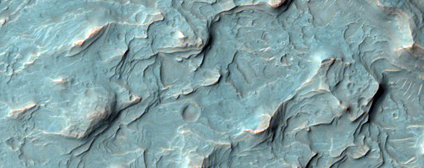 Alcove Sourcing Alluvial Fan in Crater
