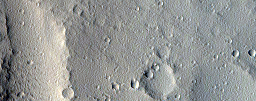 Gully in Wall of Kasei Valles
