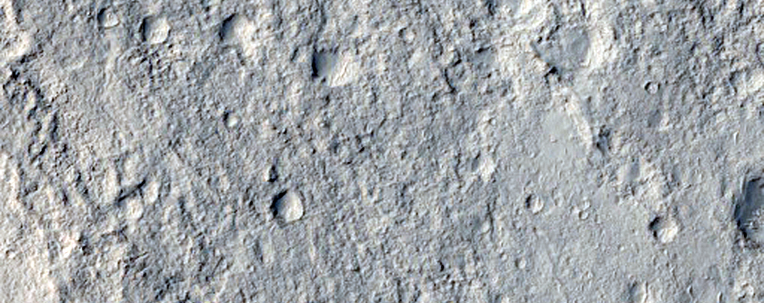Ridges on Floor of Schiaparelli Crater
