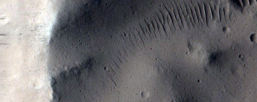 Valleys in Lunae Planum Leading Toward Kasei Valles
