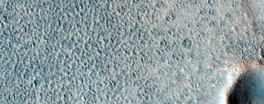 Crater in Acidalia Planitia
