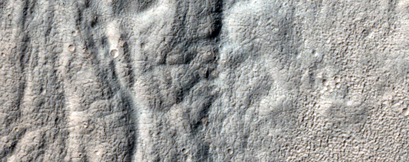 Delta-Like Feature Near Head of Reull Vallis
