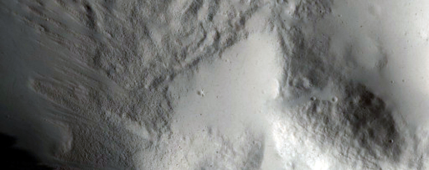 Crater on Hecates Tholus
