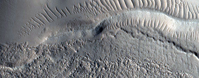 Well-Preserved 5-Kilometer Impact Crater