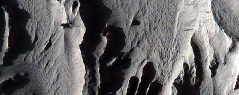 Lineations along Medusae Fossae
