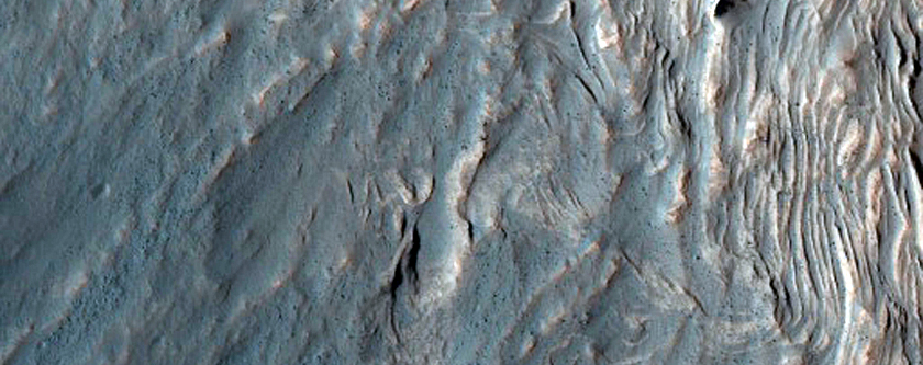 Layers in Lower Southwest Candor Chasma in MOC Image R08-02264