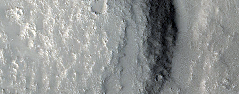 Well-Preserved Impact Crater
