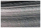 Possible Powder Avalanches at Off-Monitoring Section of North Polar Scarp