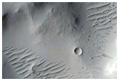 Well-Preserved 4 Kilometer Impact Crater in Arabia Terra