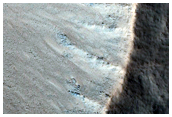 Fresh Crater on Northern Plains