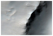 Layers in Crater Wall in Terra Sirenum