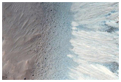 Fresh 4-Kilometer Crater South of Isidis Planitia