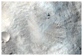 Central Peak of Large Crater in Isidis Planitia