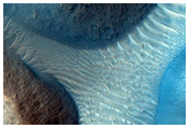 Transect Across Streamlined Landforms in Kasei Valles