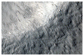 Well-Preserved 1-Kilometer Impact Crater
