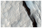 Lineations Near Gordii Dorsum
