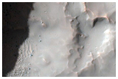 Well-Preserved 2-Kilometer Impact Crater
