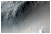 Well-Preserved 6-Kilometer Impact Crater
