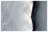 Possible Dike Near Flammarion Crater
