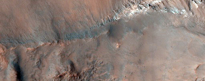 Monitor Slopes in Sirenum Fossae Graben