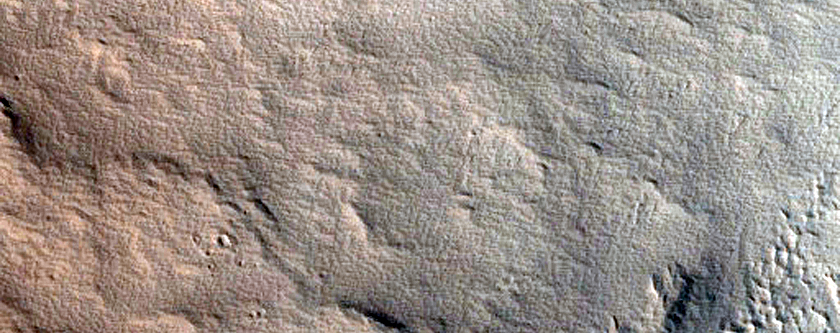 Edge of Ejecta Plateau in Amazonis Planitia