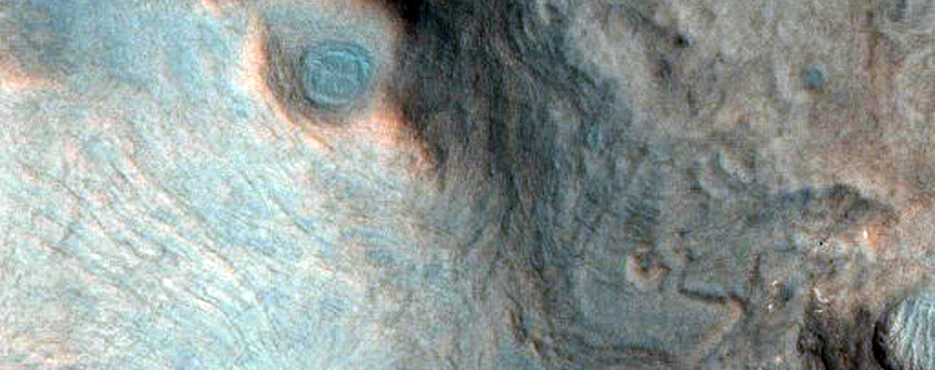 Terrain with Altered Minerals in Nilosyrtis Mensae