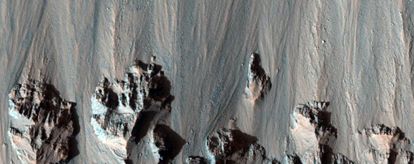 Jointed Bedrock in Crater inside Huygens Crater