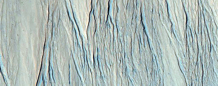 Crater in Terra Cimmeria