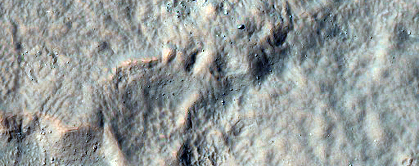 İyi korunmuş çarpma krateri