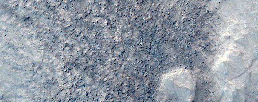 Mantling Unit in Roddenberry Crater