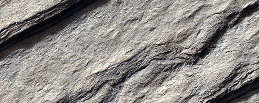 Layers At the Head of Chasma Australe