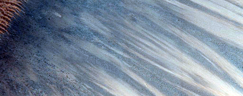 Monitor Slopes of Crater in Terra Cimmeria